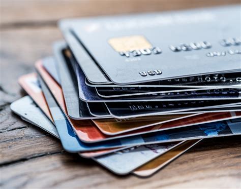 is it smart to have more than one credit card|how many credit accounts should i have.